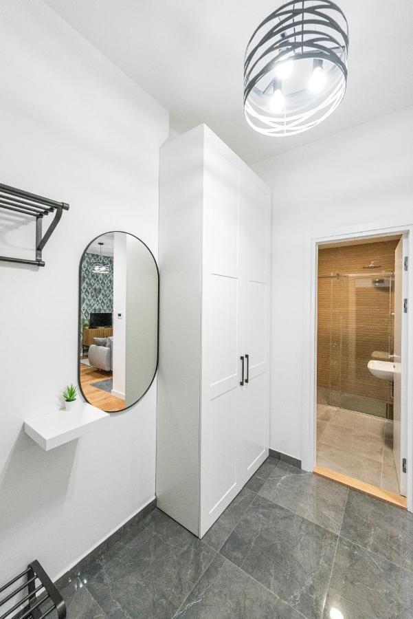 Vertigo One Bedroom Apartment-Free Private Parking Novi Sad Luaran gambar
