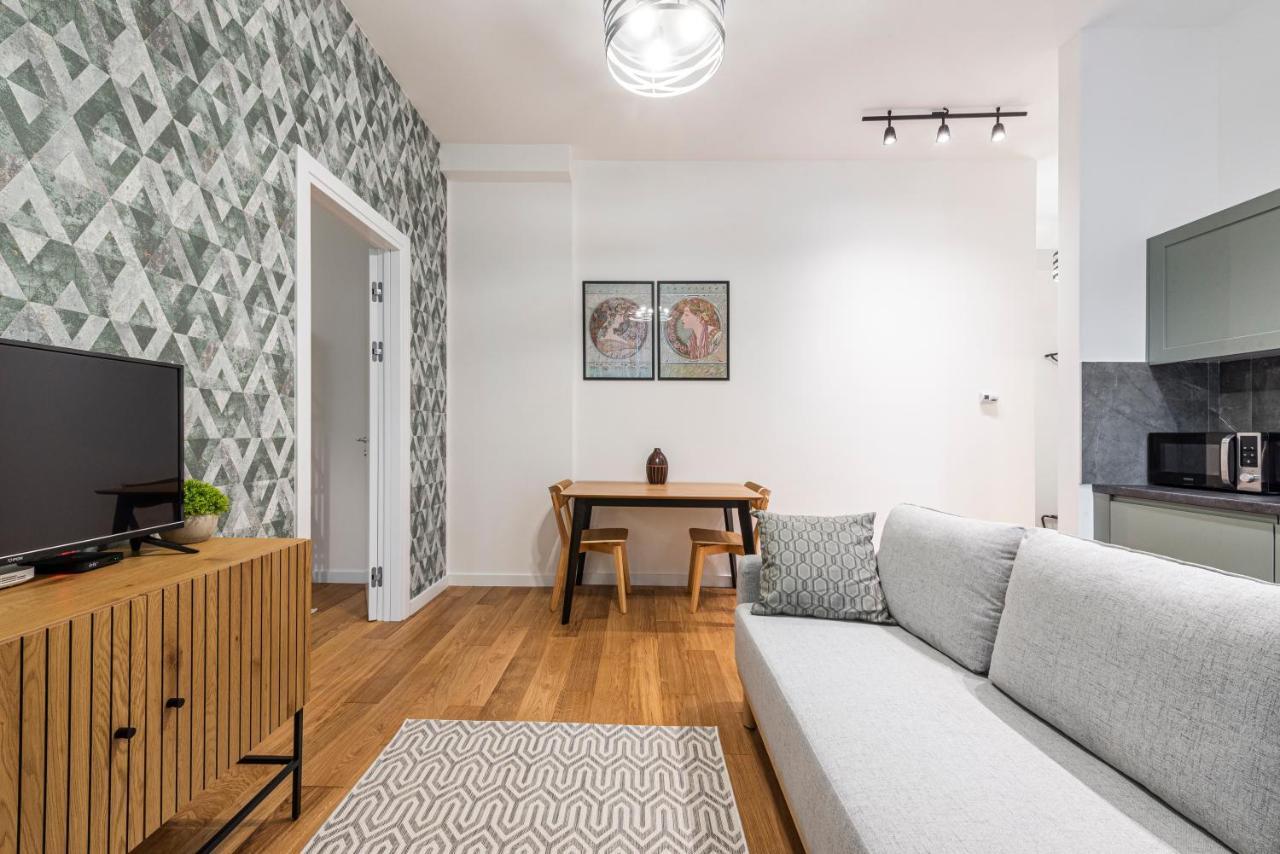Vertigo One Bedroom Apartment-Free Private Parking Novi Sad Luaran gambar