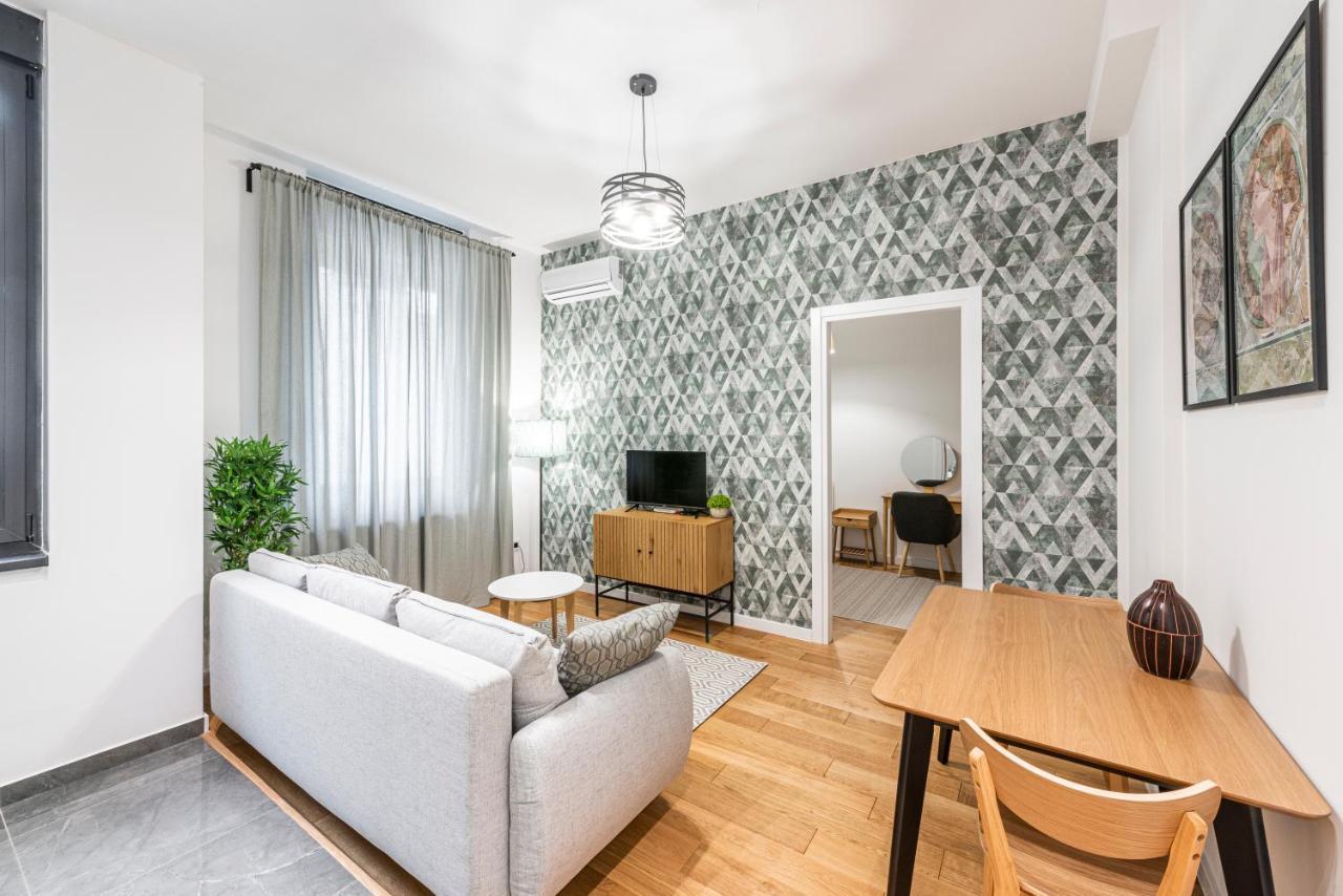 Vertigo One Bedroom Apartment-Free Private Parking Novi Sad Luaran gambar